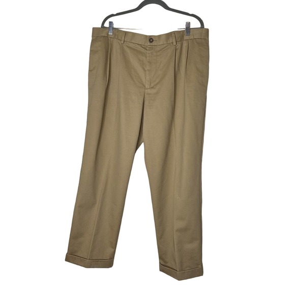 Dockers Men's Pants Size 38 x 30 in Light Brown Cuffed Relaxed Fit - Picture 1 of 5